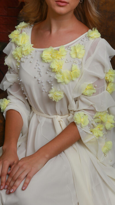 dress details white colour jalabiya dress decorated with flowers and pearls